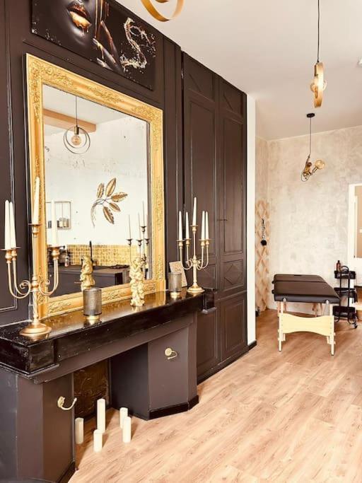 Love Room « L'Etreinte Doree » Illiers-Combray Ngoại thất bức ảnh